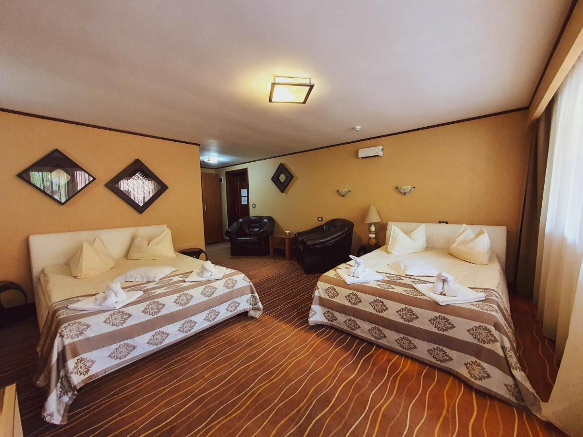 Hotel Belvedere Совата Екстер'єр фото