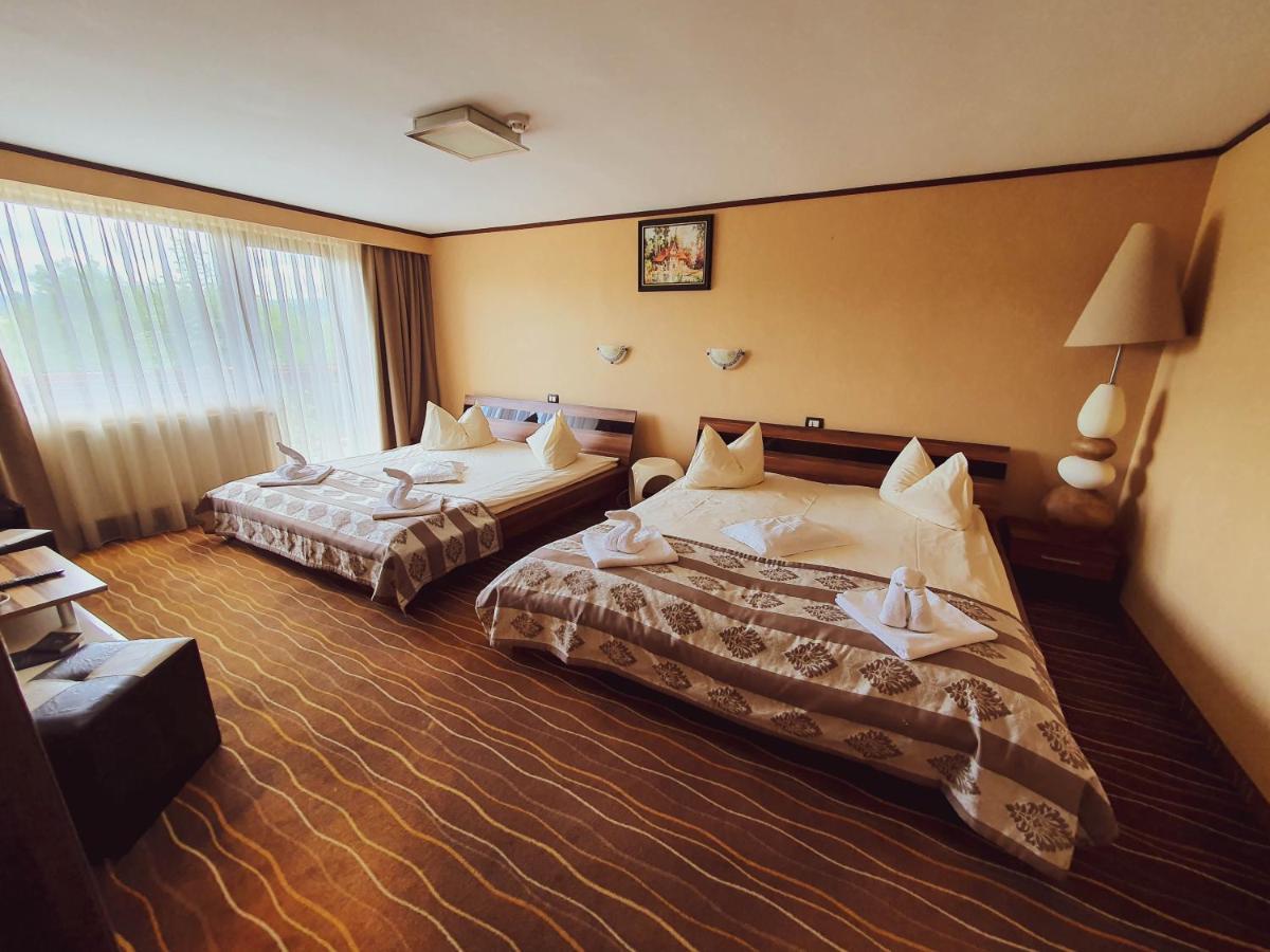 Hotel Belvedere Совата Екстер'єр фото