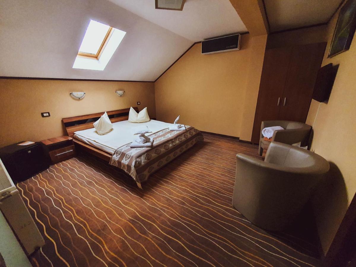 Hotel Belvedere Совата Екстер'єр фото